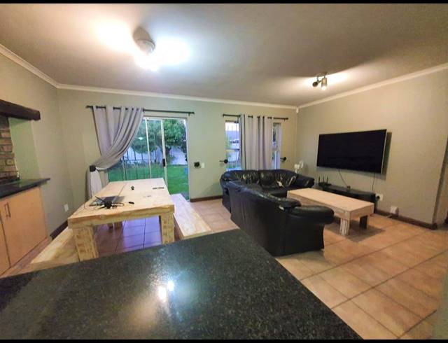 3 BEDROOM HOUSE FOR SALE IN GLENWOOD